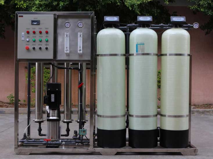 成都奧邁科技廠家供應鋰電池、新能源、新型材料超純水機、去離子水設備